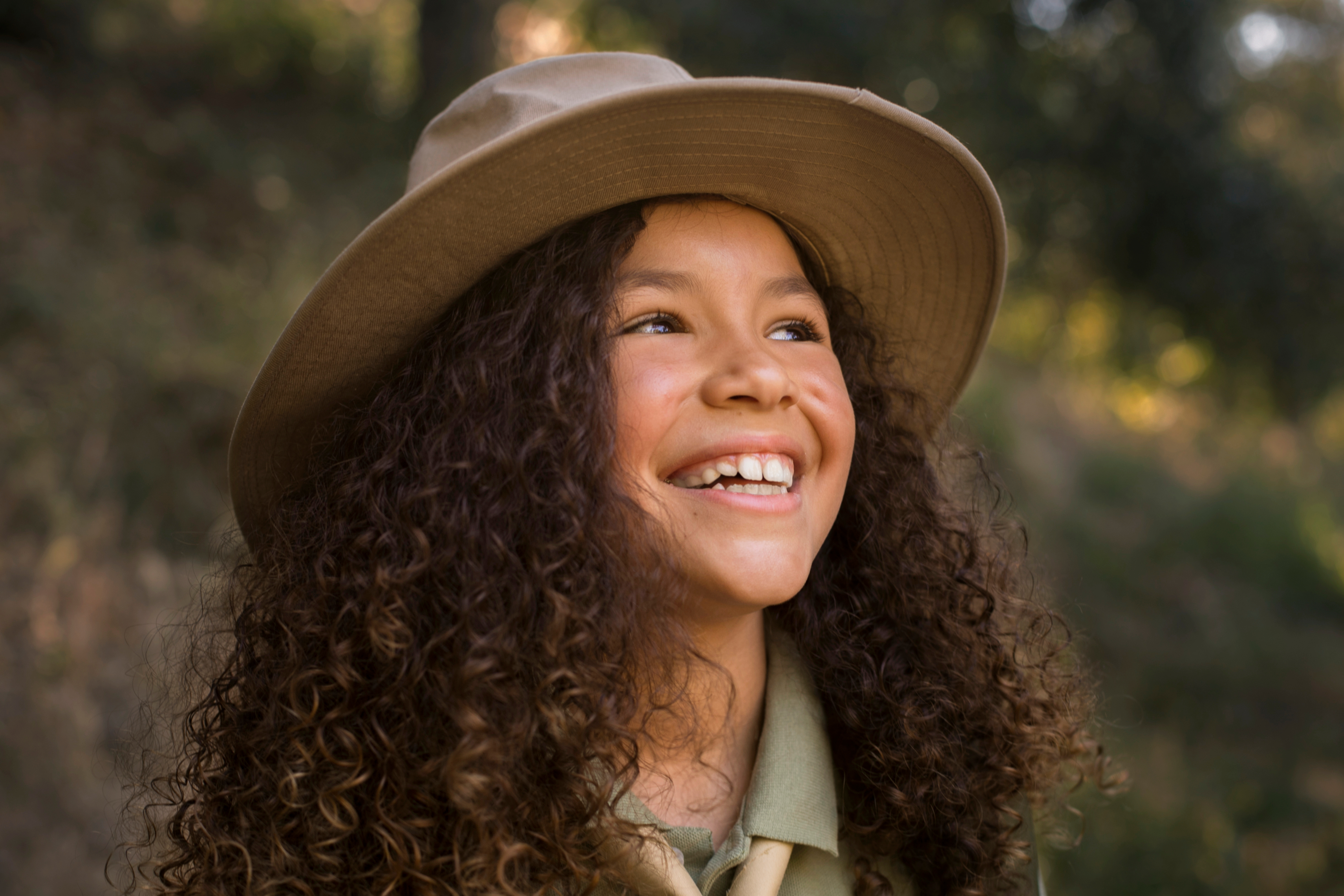Girl with hat